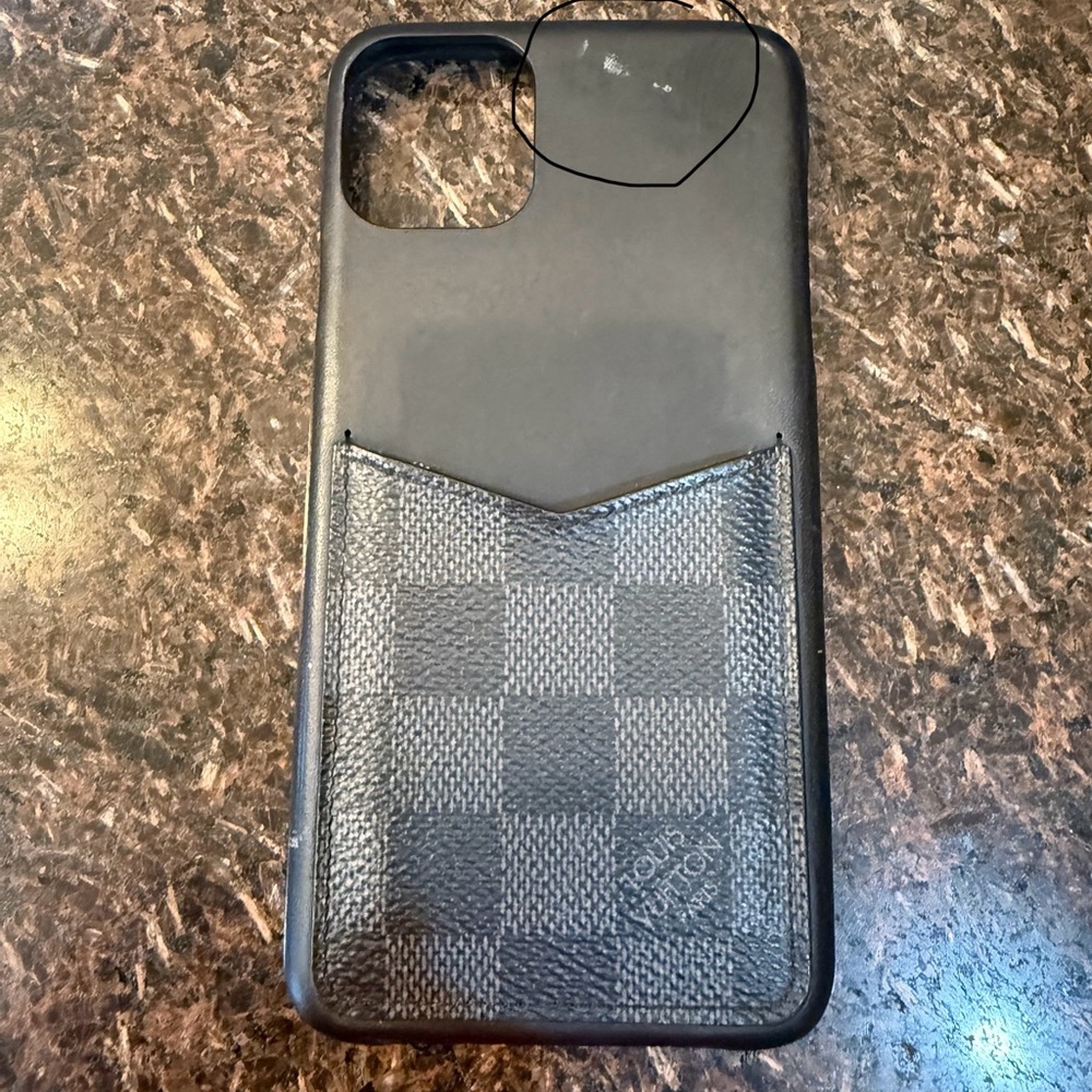 11 Pro Max Louis Vuitton Phone Case